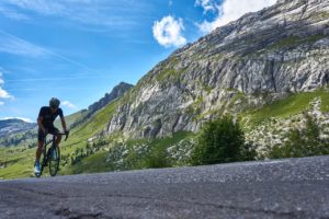 PHYSIOINNOVATION | SPORT PERFORMANCE | DELIVERING QUALITATIVE & INNOVATIVE SOLUTIONS FOR ATHLETES | AlpCamps Training Camps for cyclists in the Swiss Alps